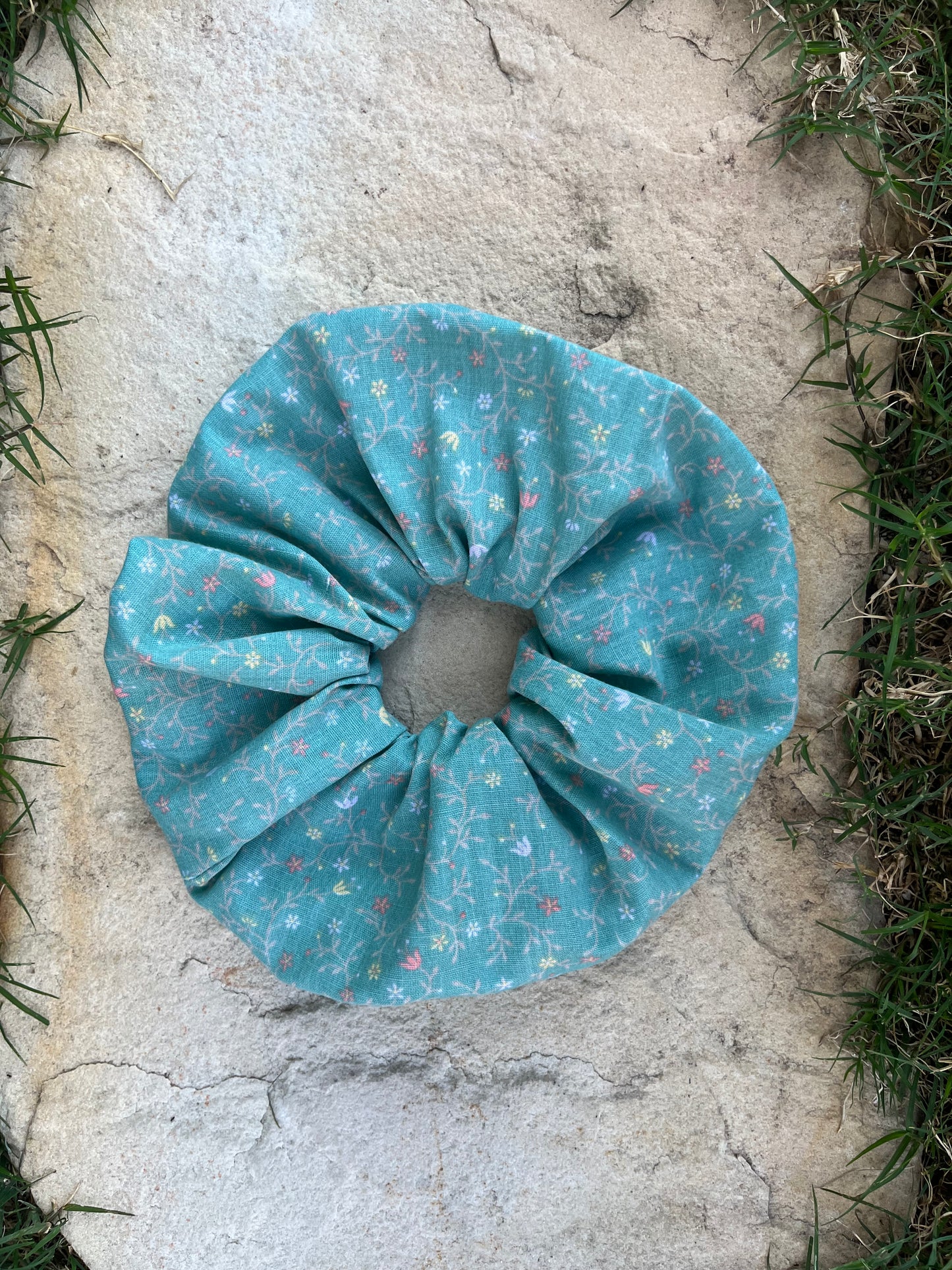 Extra Poufy Spring Scrunchie!
