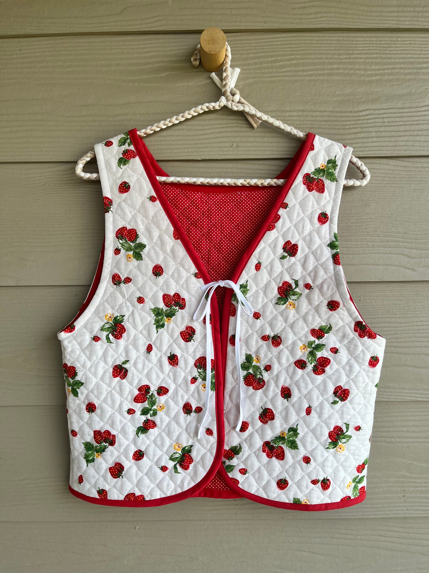 Strawberry Fields Reversible Quilted Vest | XS