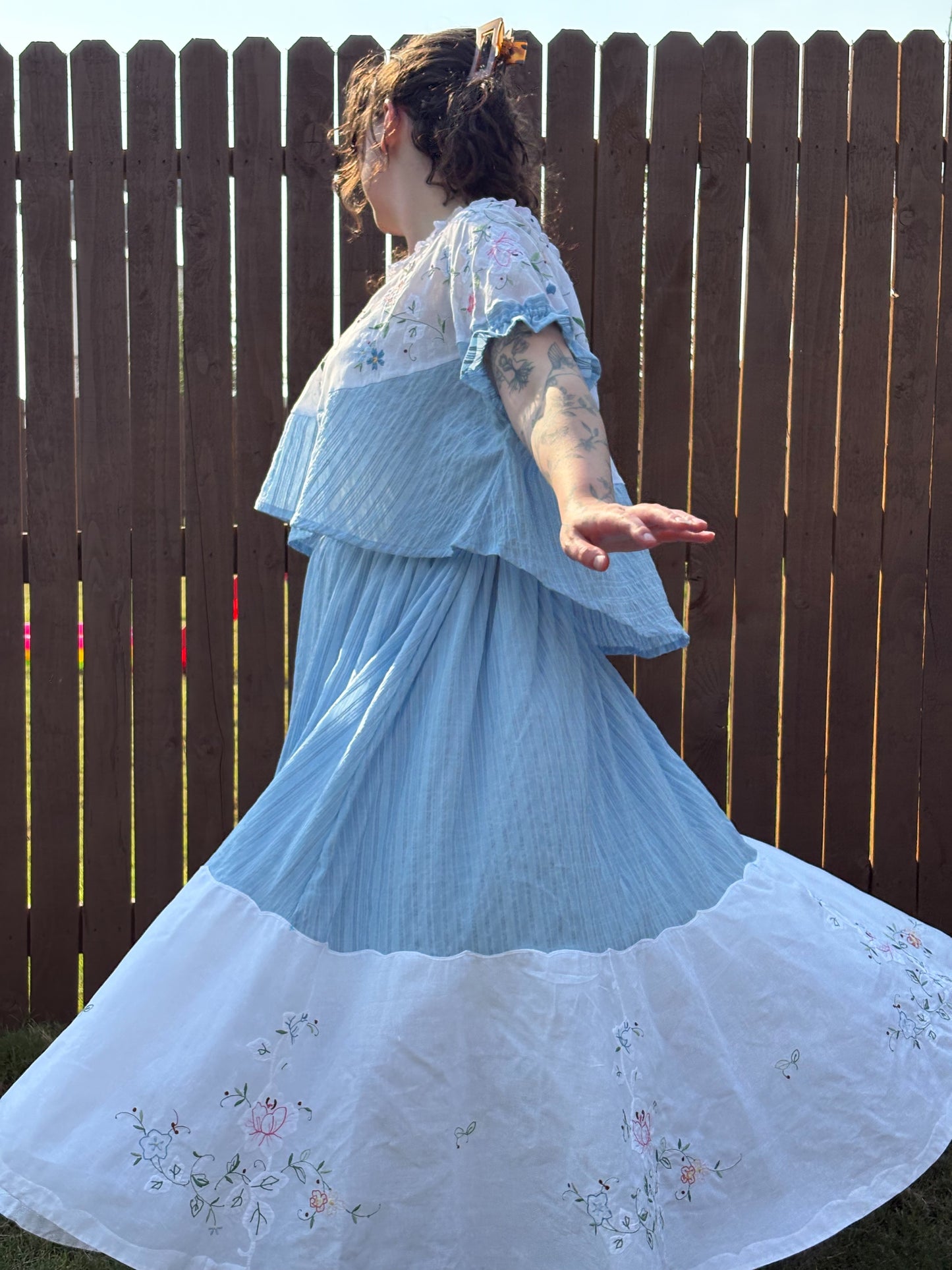 Upcycled Tablecloth Twirly Skirt | M/L