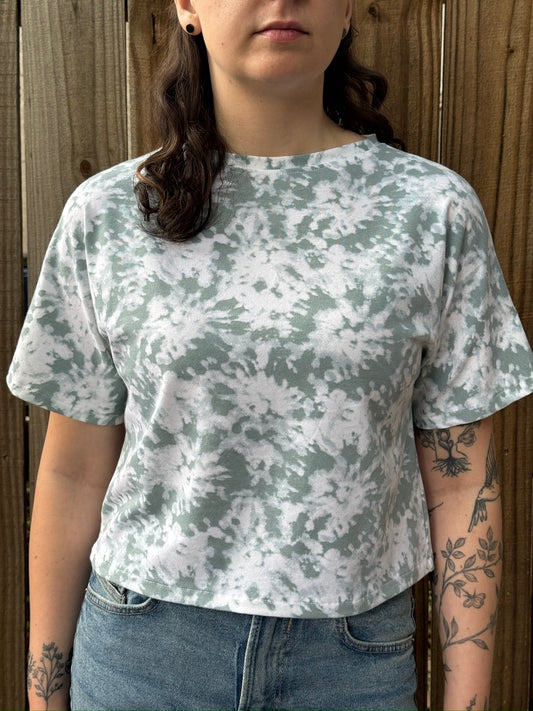 Cropped Boxy Tee | Green Tie Dye M