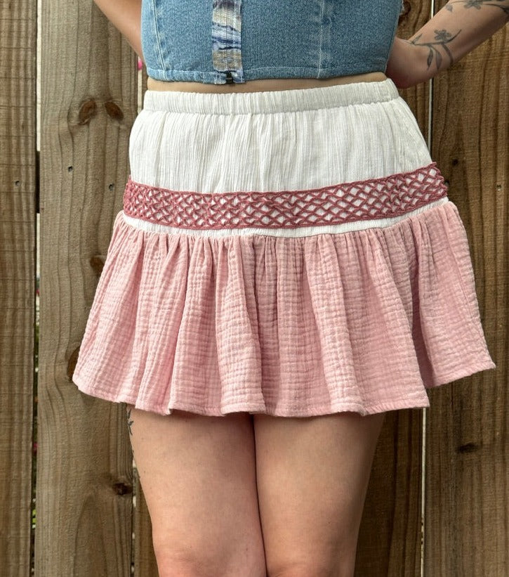 Flirty Gauze Skirt | M