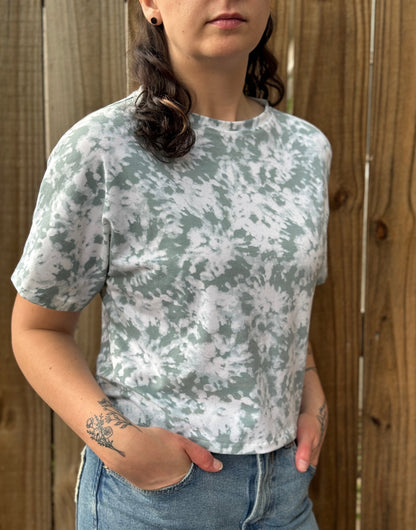 Cropped Boxy Tee | Green Tie Dye M