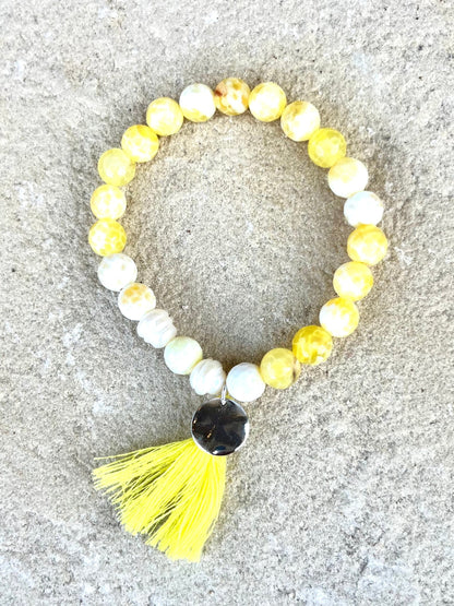 Yellow Jade & Freshwater Pearl Stretch Charm Bracelet